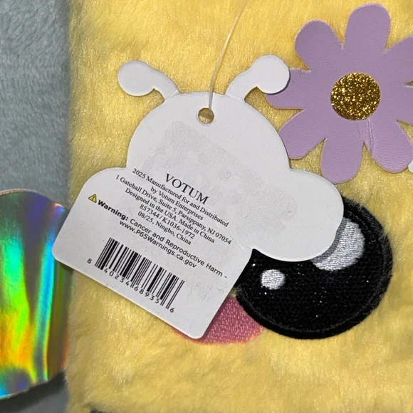 Cute Fuzzy Bee Sketchbook - Picture 4 of 13